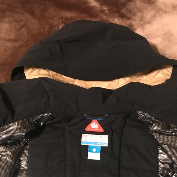Columbia Titanium Omni-Tech Jacket - Picture 4 of 8